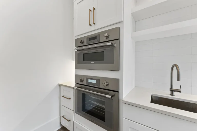 Community - Falls Reserve 58 (32)