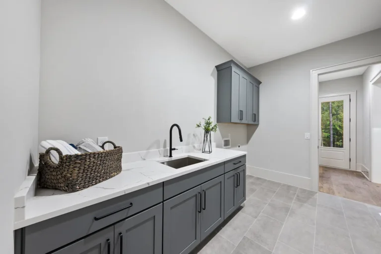 Community - Falls Reserve Lot 78 (1)